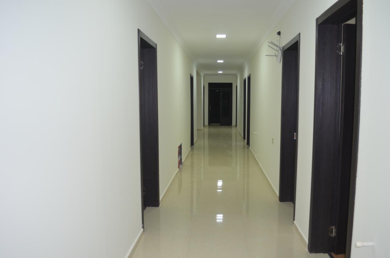 Guest House Madonna Kobuleti Esterno foto